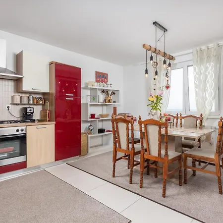 Bonaca Apartment
