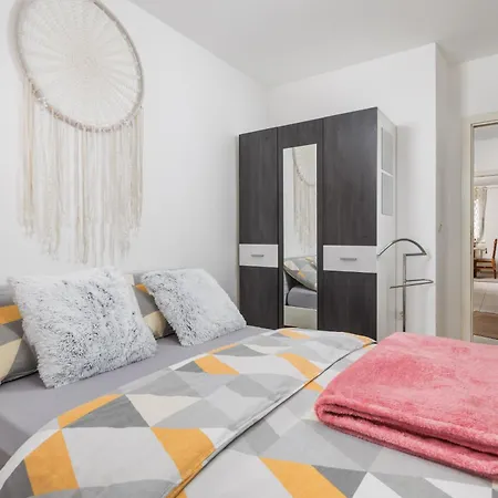 公寓 Bonaca 里耶卡